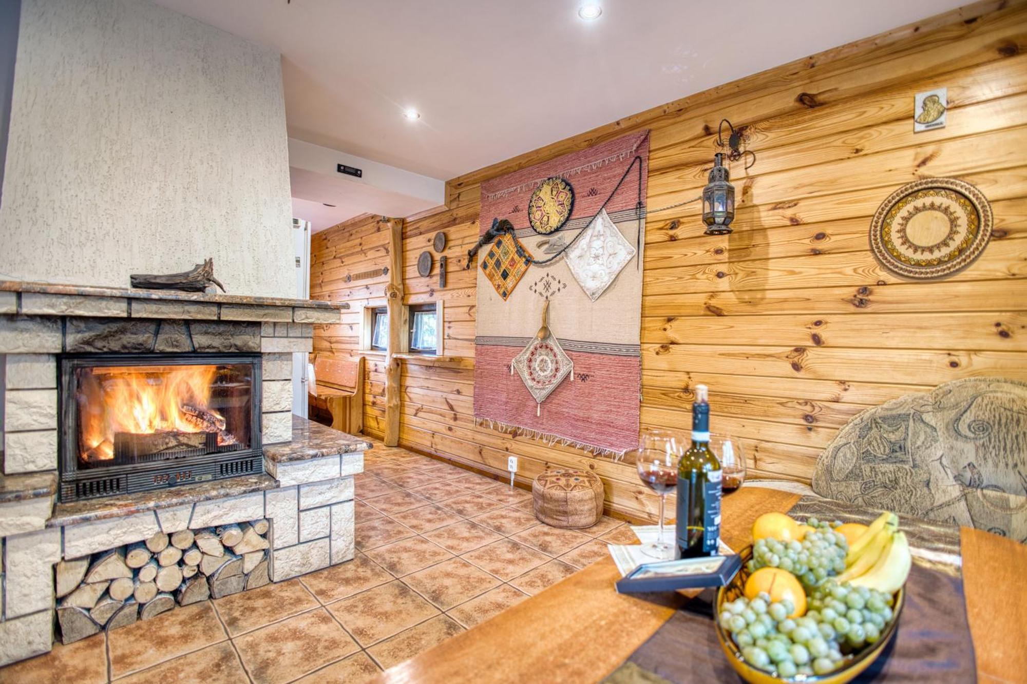 Ferienhaus Kryjowka Ichuna *